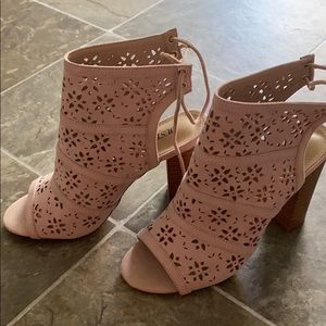 Just Fab NWOT Blush Heeled Sandals